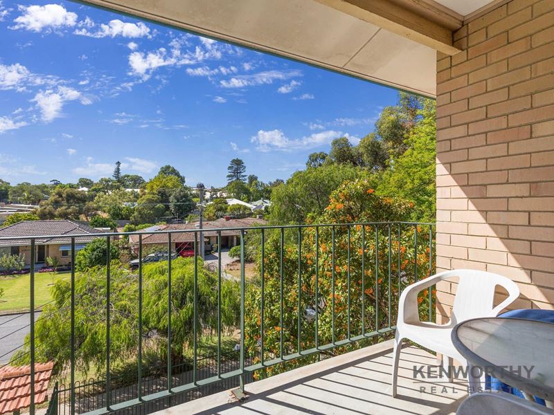 20/33 Point Walter Road, Bicton WA 6157