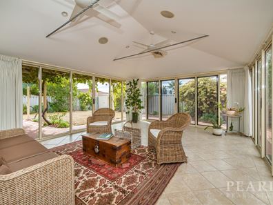 35 Randell Crescent, Ocean Reef WA 6027