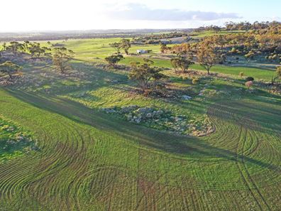 Lot 4216 Batts and Oakleigh Rds, West Popanyinning WA 6309