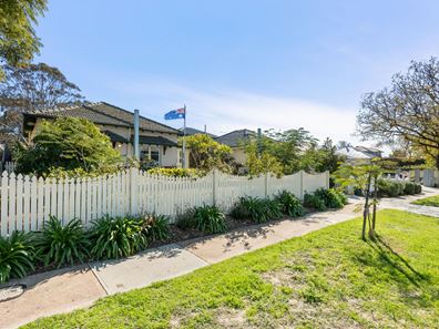 30 Stone Street, Maylands WA 6051