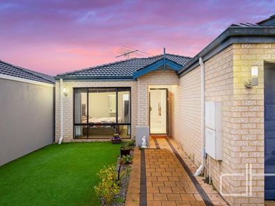 6 Florida Drive, Landsdale WA 6065