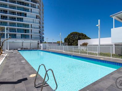 1104/3 Marco Polo Drive, Mandurah WA 6210