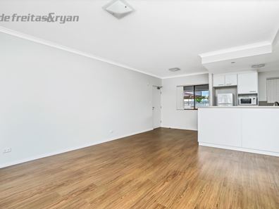 2/2 Stockton Bend, Cockburn Central WA 6164