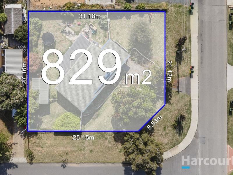 11 Packham Road, Hamilton Hill WA 6163