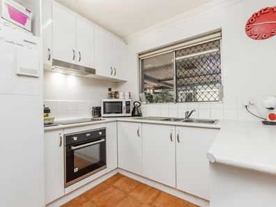 3 Sinclair Street, Armadale WA 6112