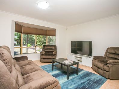 4 Cassia Way, Morley WA 6062
