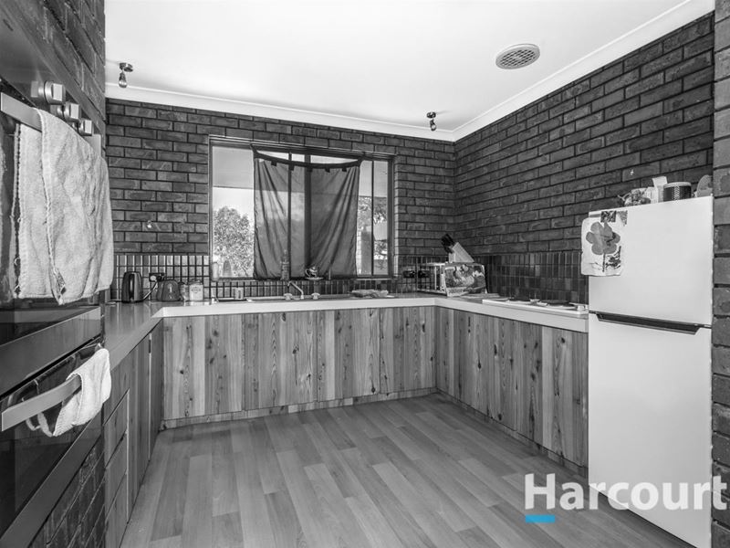 1 Valley Road, Halls Head