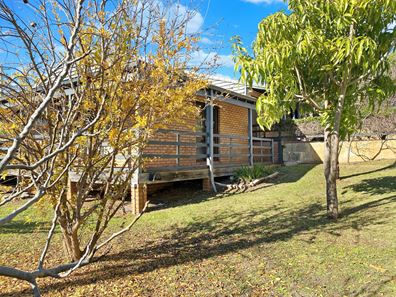 83 Merilee Terrace, Kelmscott WA 6111