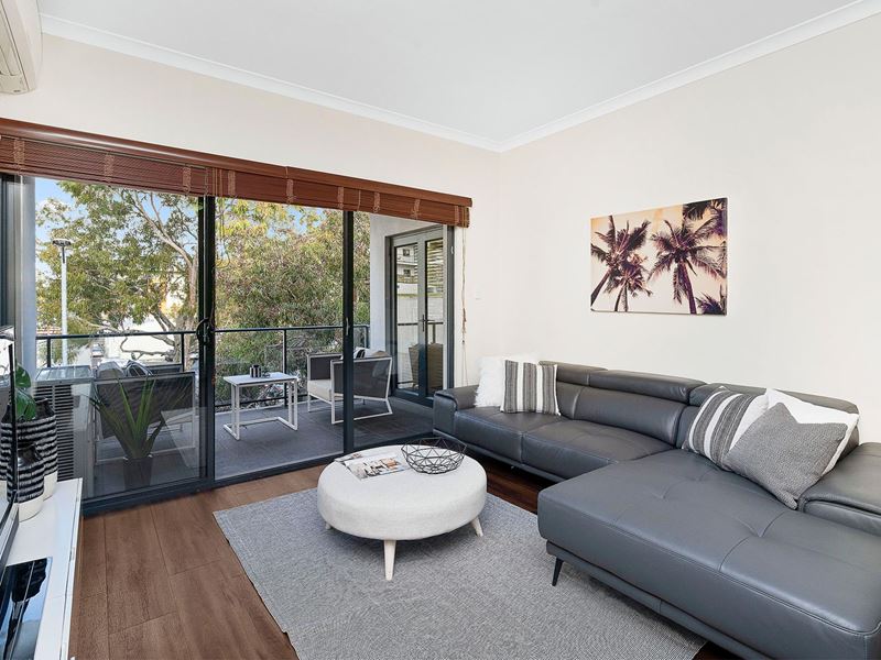 12/2 Pisconeri Street, Perth