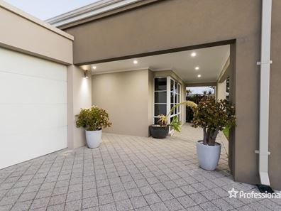 5 Othello Brace, The Vines WA 6069