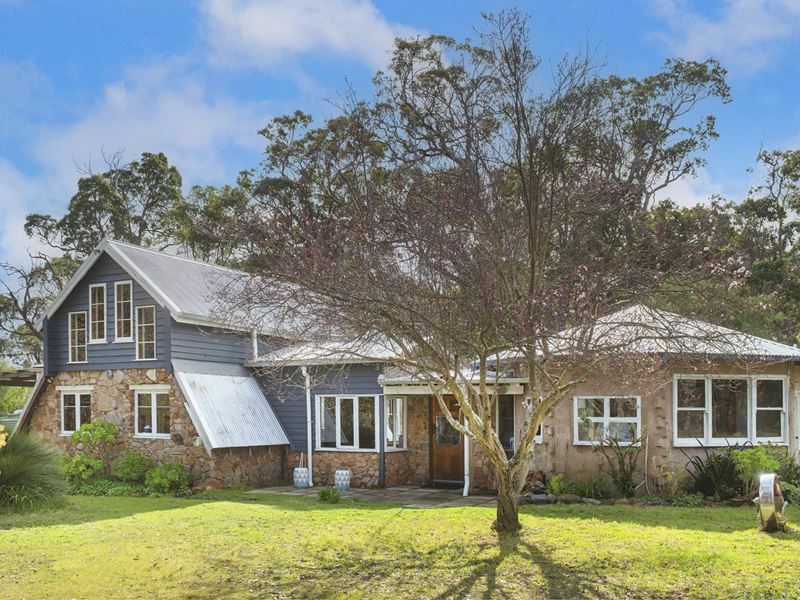 1886 Warner Glen Road, Alexandra Bridge WA 6288 Sold 08 Sep 2021
