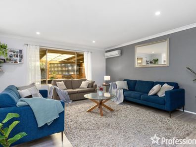 14 Whitechurch Mews, Port Kennedy WA 6172