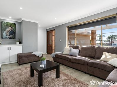 14 Whitechurch Mews, Port Kennedy WA 6172