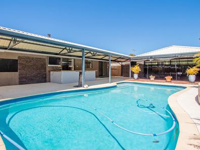 29 Brabham St, Gosnells WA 6110