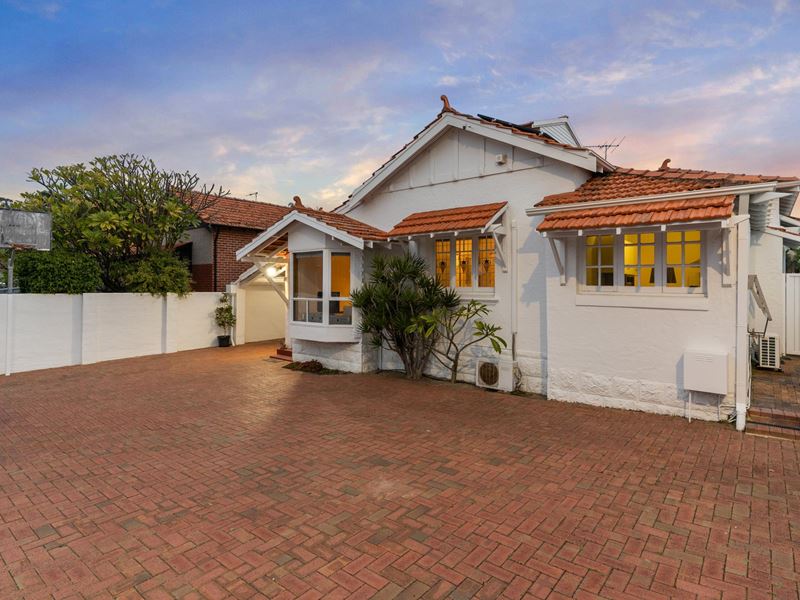 121 Rookwood Street, Menora