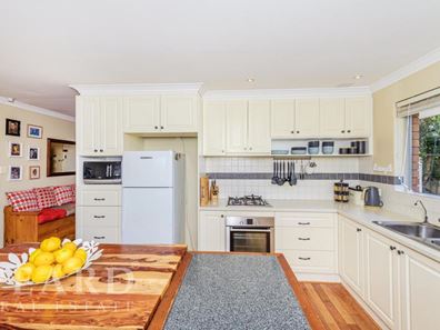 40 Blackall Drive, Greenwood WA 6024