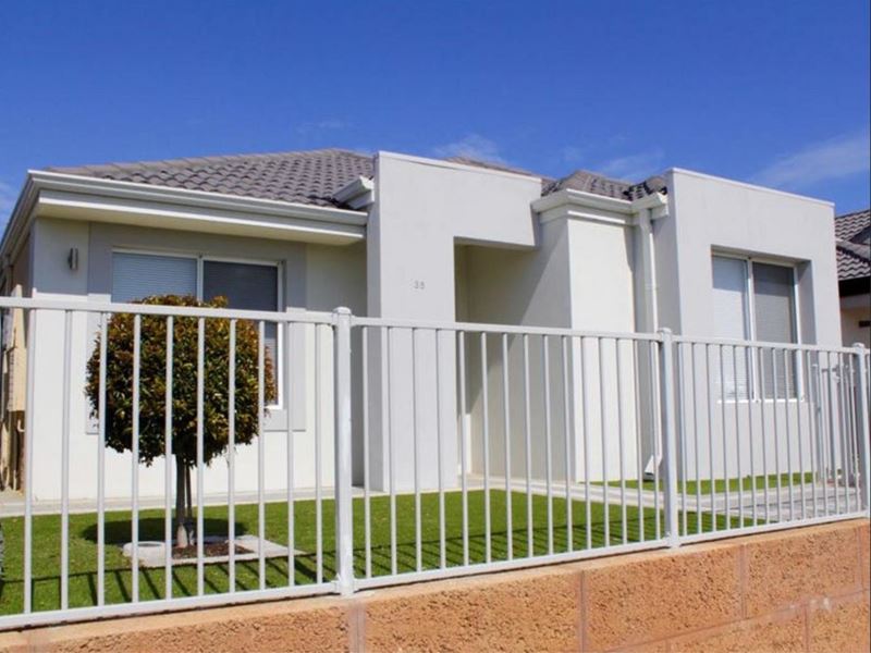 35 Splendens Avenue, Banksia Grove WA 6031