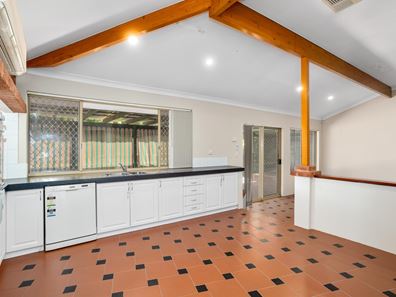 67 Maguire Avenue, Beechboro WA 6063