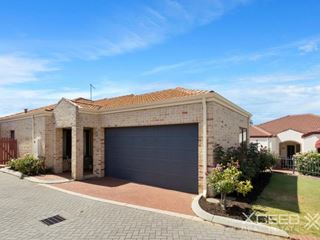 8/11 Chichester Drive, Woodvale