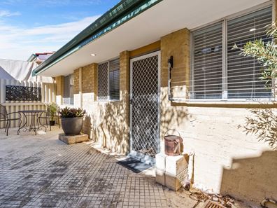 2/12 Wade Street, Joondanna WA 6060