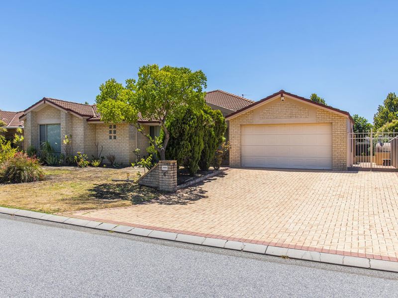 4 Durness Place, Canning Vale WA 6155