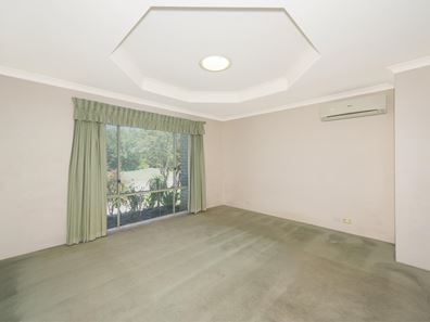 4 Durness Place, Canning Vale WA 6155