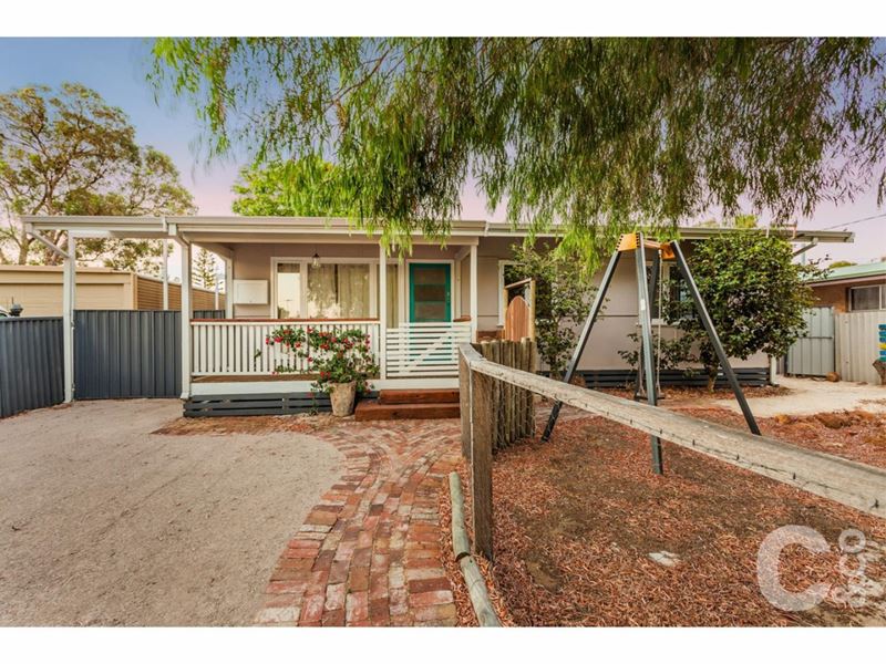 11 Gawler Way, Calista