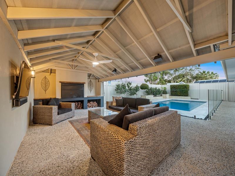 25 Ripley Way, Duncraig