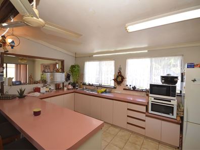17 Corinna Street, Falcon WA 6210