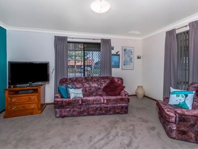 3 Reef Place, Safety Bay WA 6169