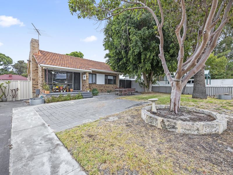 11 Williams Road, Coolbellup