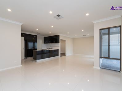 39 Foyle Road, Bayswater WA 6053