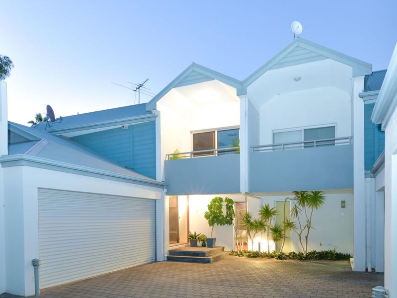 3/44 Pearl Parade, Scarborough