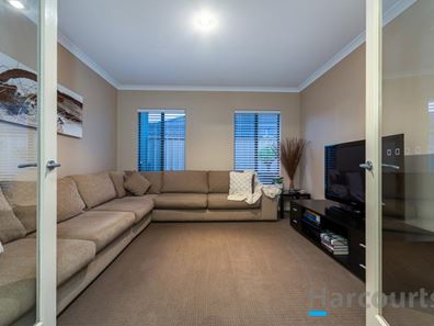 6 Kowloon Corner, Currambine WA 6028