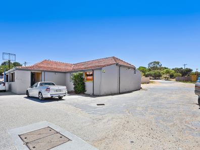 324 Rockingham Rd, Spearwood WA 6163