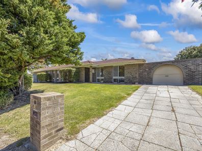 15 Tremont Place, Craigie WA 6025