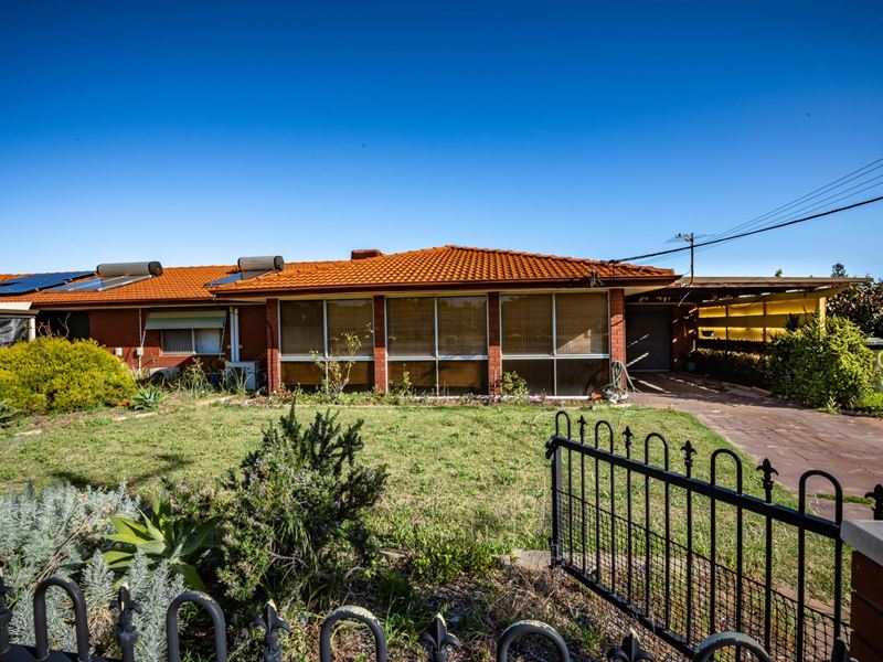 40A McAleer Drive, Mahomets Flats WA 6530