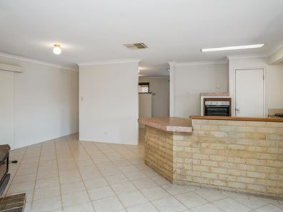 44 Marble Place, Forrestfield WA 6058