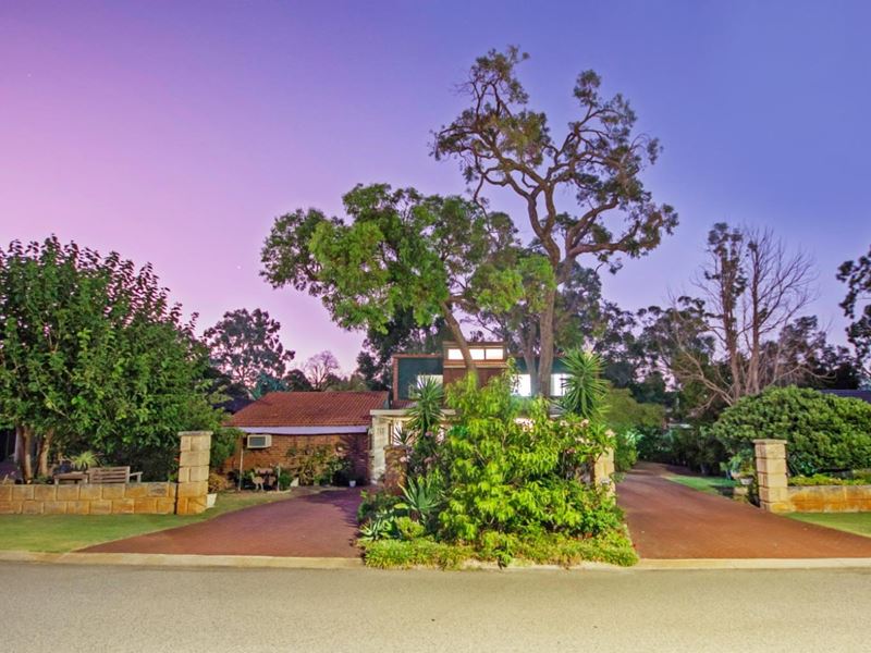 42 Grenadier Drive, Thornlie