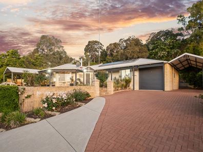 22 Panoramic Terrace, Kalamunda WA 6076