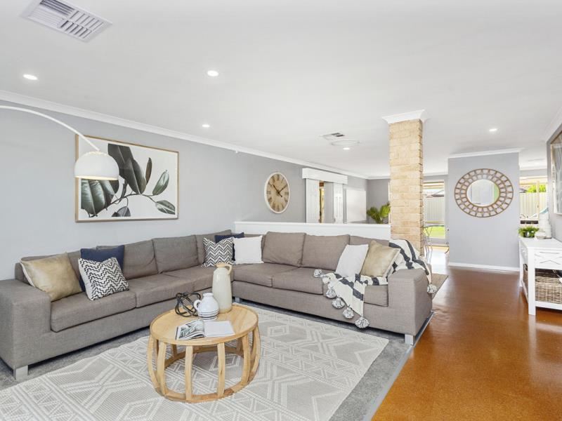 8 Barham Mews, Currambine