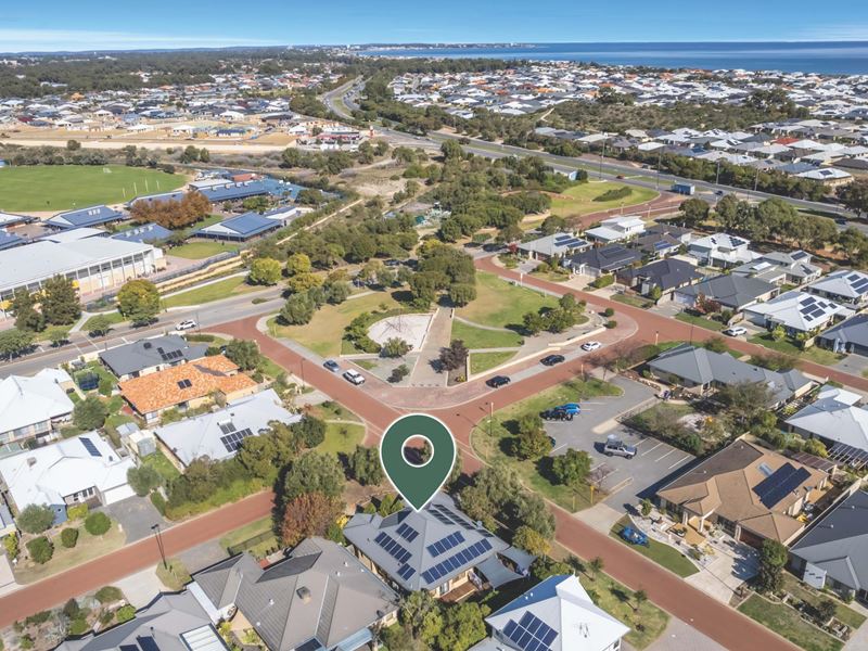 14 Dalona Parkway, Lakelands