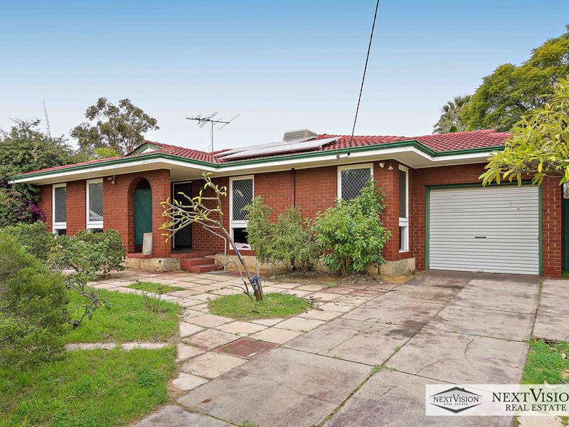 10 Hennessy Avenue, Orelia WA 6167