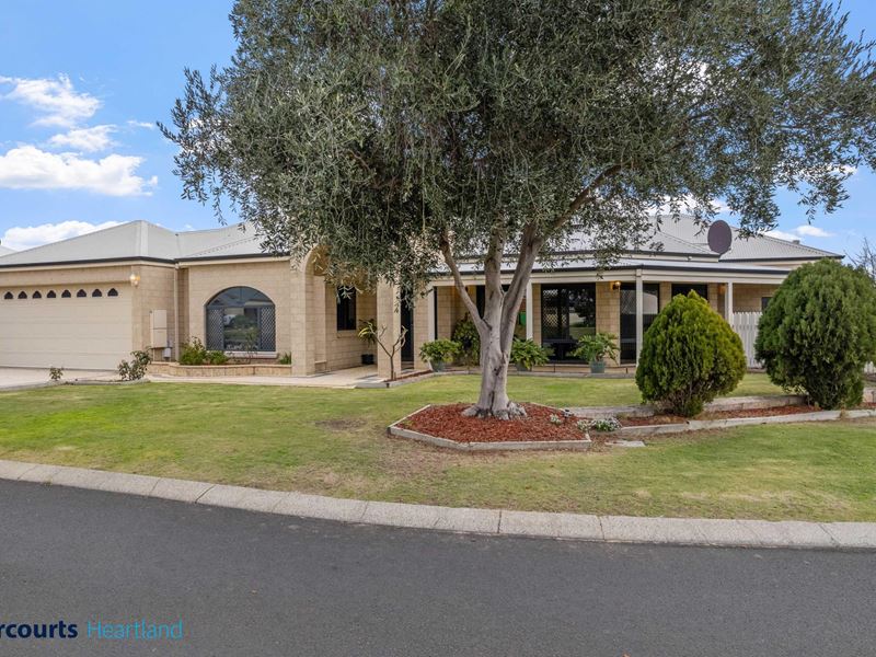 6 Janjin Road, Dalyellup WA 6230