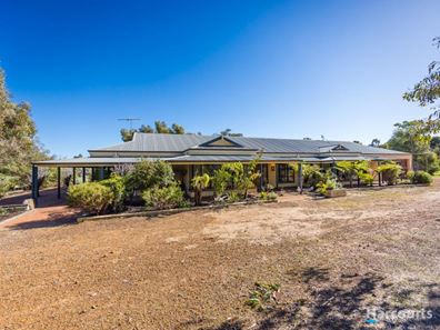 195 Santa Gertrudis Dr, Lower Chittering WA 6084