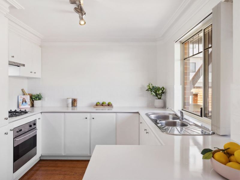 9/42 Bronte Street, East Perth