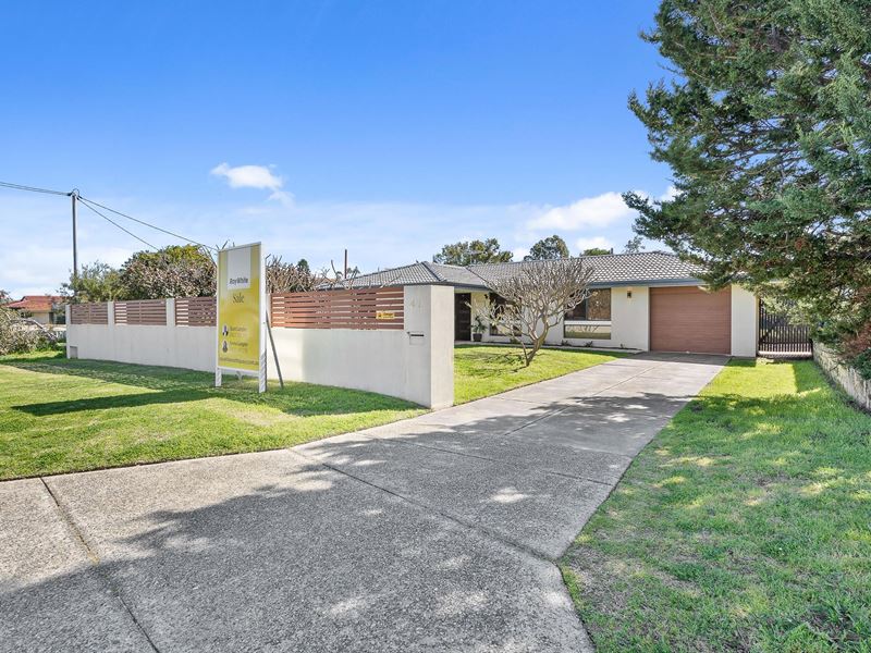 41 Redfin Crescent, Beldon