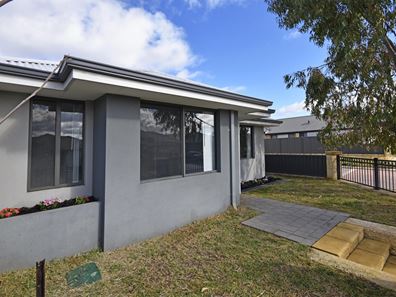 93 Semerwater Crescent, Aveley WA 6069