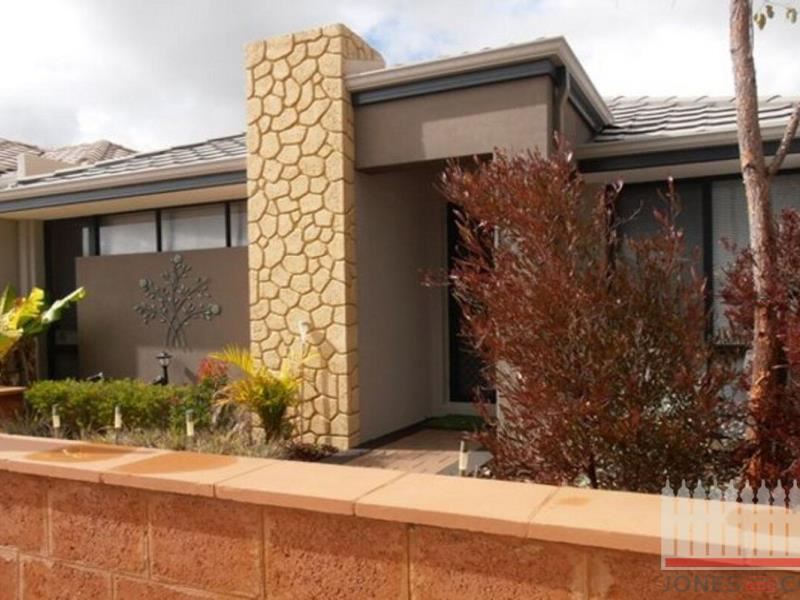 12 Botany Parade, Ellenbrook