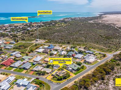 2 SALVAIRE CRESCENT, Lancelin WA 6044